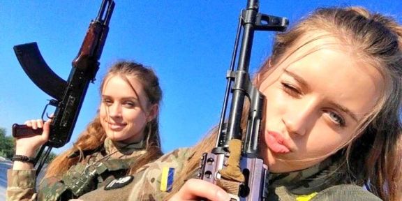 Załogi Abramsów testują Miniguny